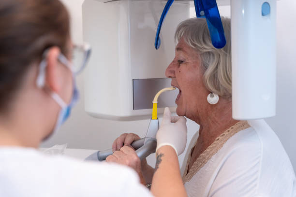 Best Emergency Orthodontic Services in Almont, MI